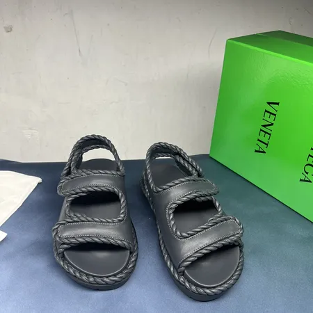 ボッテガ ヴェネタ サンダル