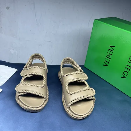 ボッテガ ヴェネタ サンダル