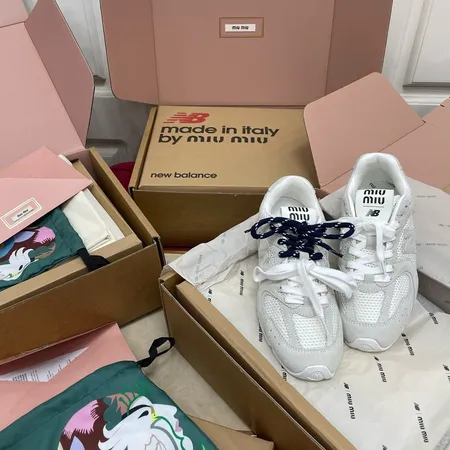 ミュウミュウ スニーカー