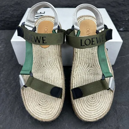 ロエベ サンダル