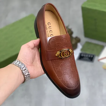 グッチ ビジネスシューズ