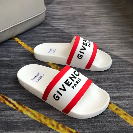 ジバンシィ スリッパ