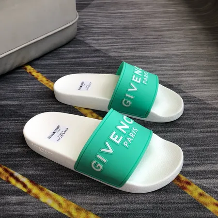 ジバンシィ スリッパ