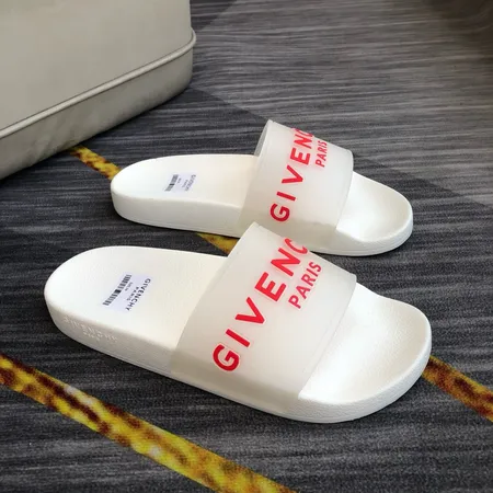 ジバンシィ スリッパ