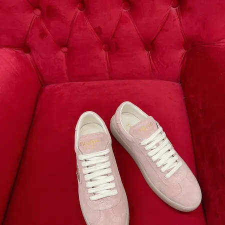 プラダ カジュアルシューズ