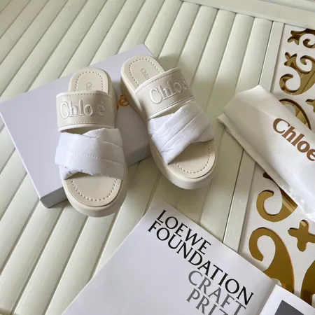 クロエ スリッパ