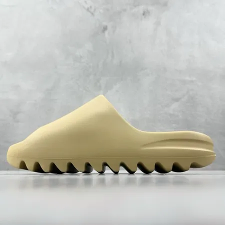 アディダス スリッパ