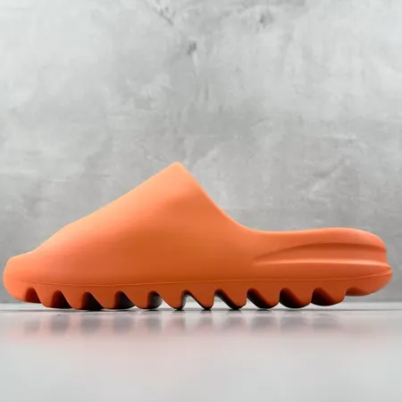 アディダス スリッパ