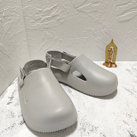 ナイキ サンダル