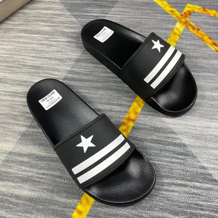 ジバンシィ スリッパ