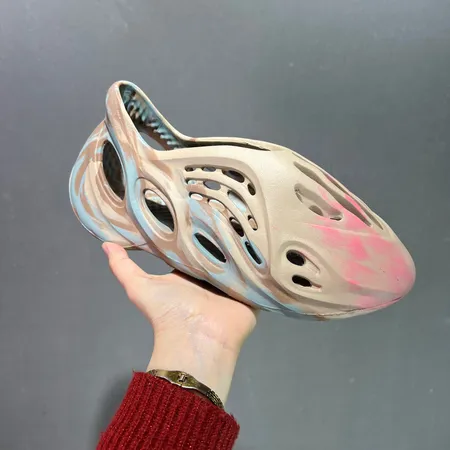 アディダス サンダル