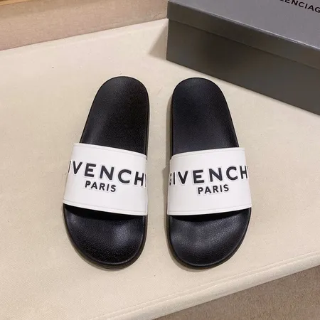 ジバンシィ スリッパ