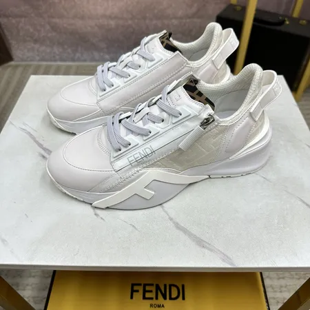 フェンディ スニーカー