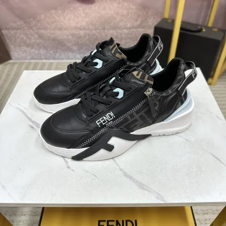 フェンディ スニーカー