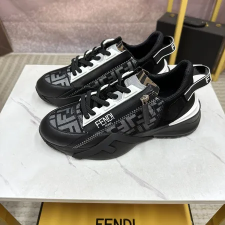 フェンディ スニーカー