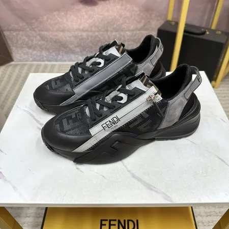 フェンディ スニーカー