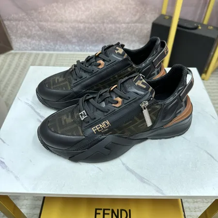フェンディ スニーカー