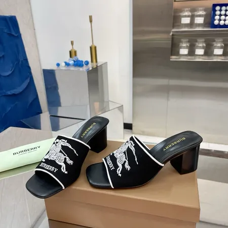 バーバリー ス スリッパ