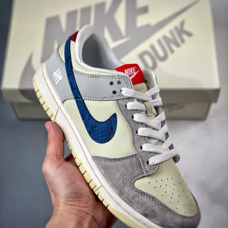 ナイキ カジュアルシューズ