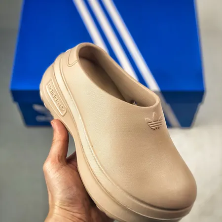 アディダス スリッパ