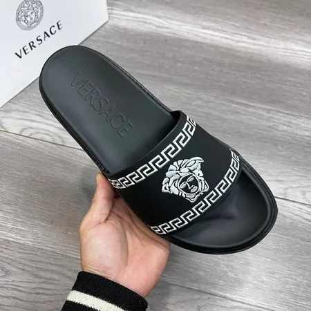 ヴェルサーチ スリッパ