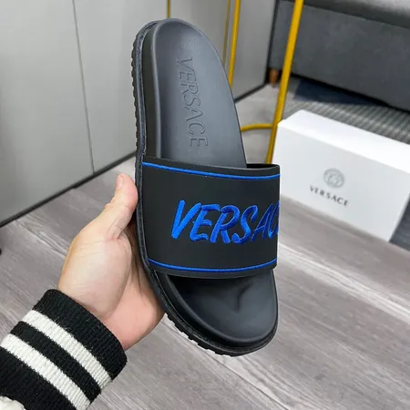 ヴェルサーチ スリッパ