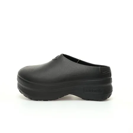 アディダス カジュアルシューズ