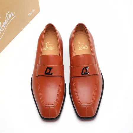 クリスチャン・ルブタン ビジネスシューズ