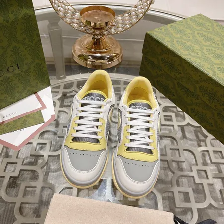 グッチ カジュアルシューズ