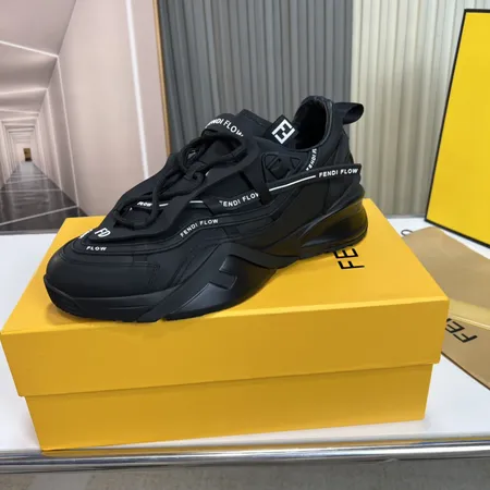 フェンディ スニーカー