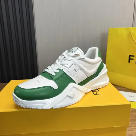 フェンディ スニーカー