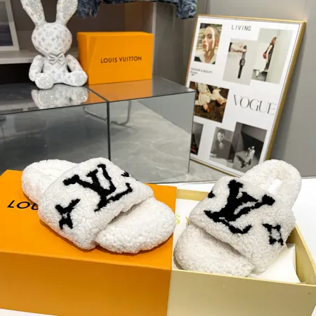 ルイヴィトン スリッパ