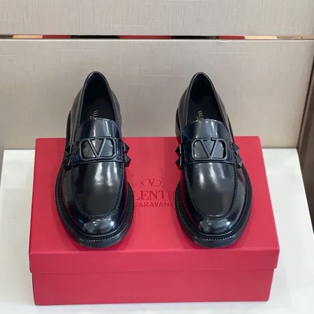 ヴァレンティノ ビジネスシューズ