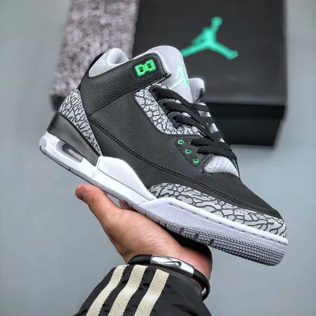 エアジョーダン スニーカー