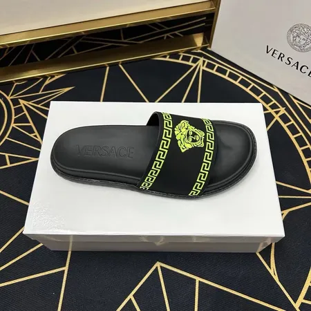 ヴェルサーチ スリッパ