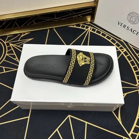 ヴェルサーチ スリッパ