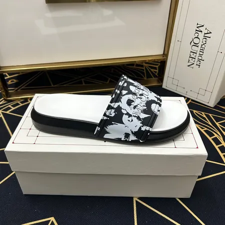 ヴェルサーチ スリッパ