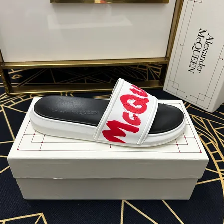 ヴェルサーチ スリッパ