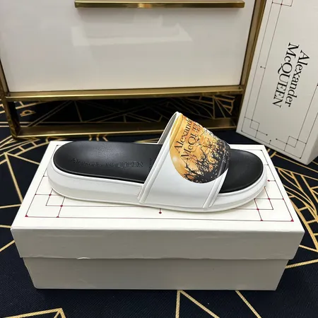 ヴェルサーチ スリッパ