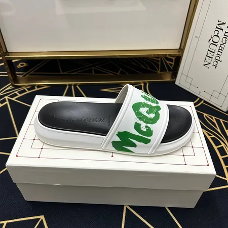 ヴェルサーチ スリッパ