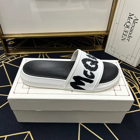 ヴェルサーチ スリッパ