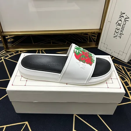 ヴェルサーチ スリッパ