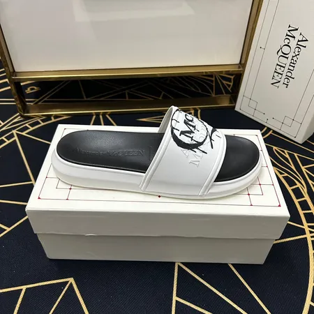 ヴェルサーチ スリッパ