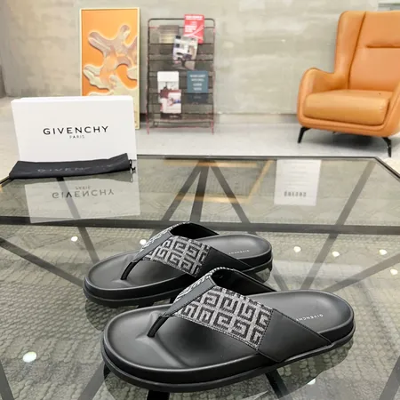 ジバンシィ スリッパ