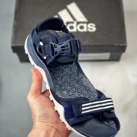 アディダス サンダル