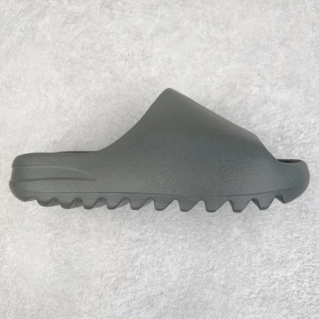 アディダス スリッパ