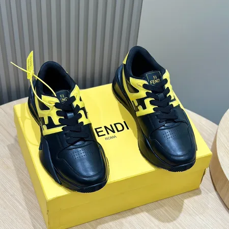 フェンディ スニーカー