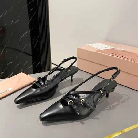 ミュウミュウ サンダル