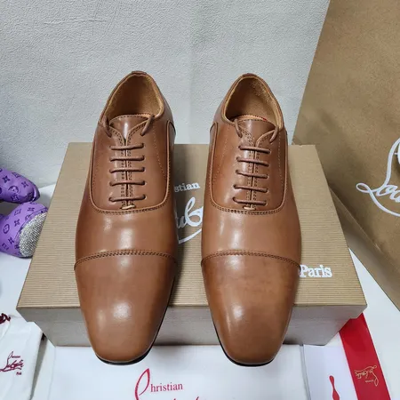 クリスチャン・ルブタン ビジネスシューズ