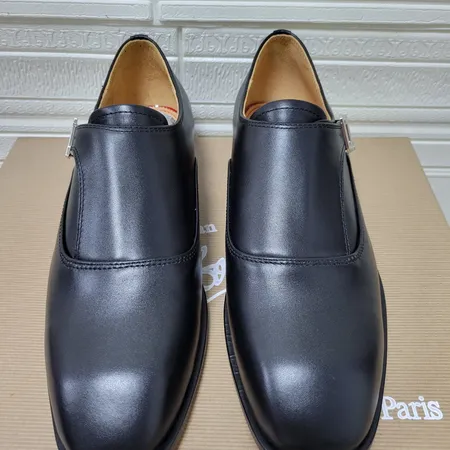 クリスチャン・ルブタン ビジネスシューズ